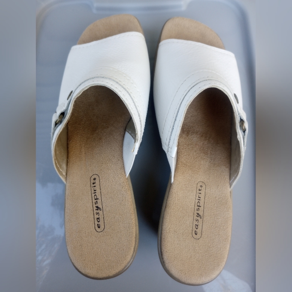 Easy Spirit Sandal White Shoe